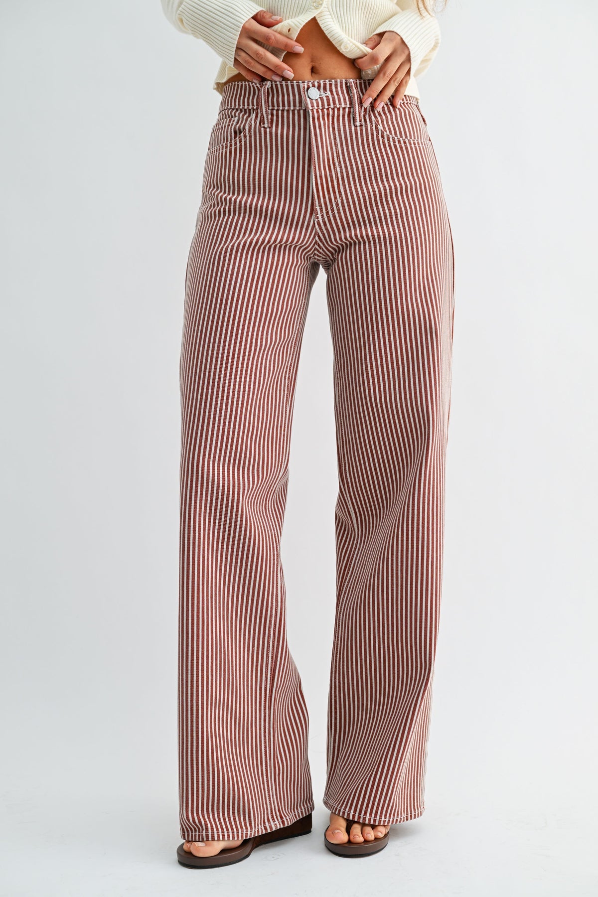 Relaxed Wide Leg